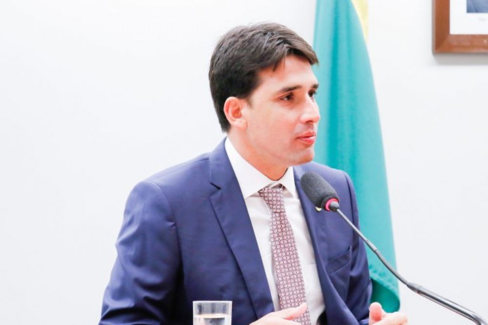 CCJ aprova atendimento prioritrio a pessoas com mobilidade reduzida  
